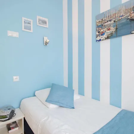Mimosa Scheveningen 2* Гаага